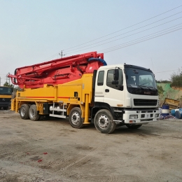 Xe bơm bê tông cần 46m